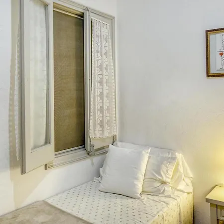 Apartment Bajo 1 *